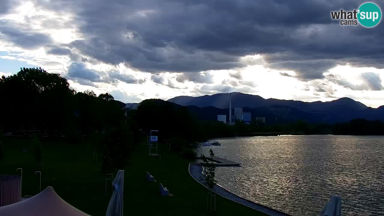 Velenje Lake Webcam – Live from Velenje Beach