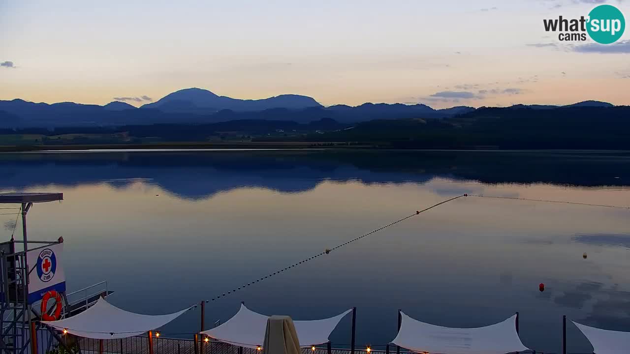Web kamera Velenjsko jezero – Plaža Velenje uživo