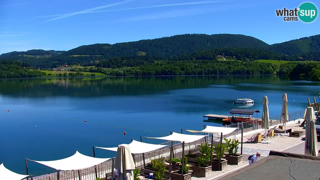 Spletna kamera Velenjsko jezero – Pogled v živo z Velenjske plaže