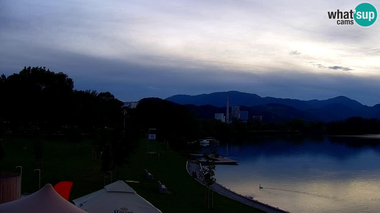 Web kamera Velenjsko jezero – Plaža Velenje uživo