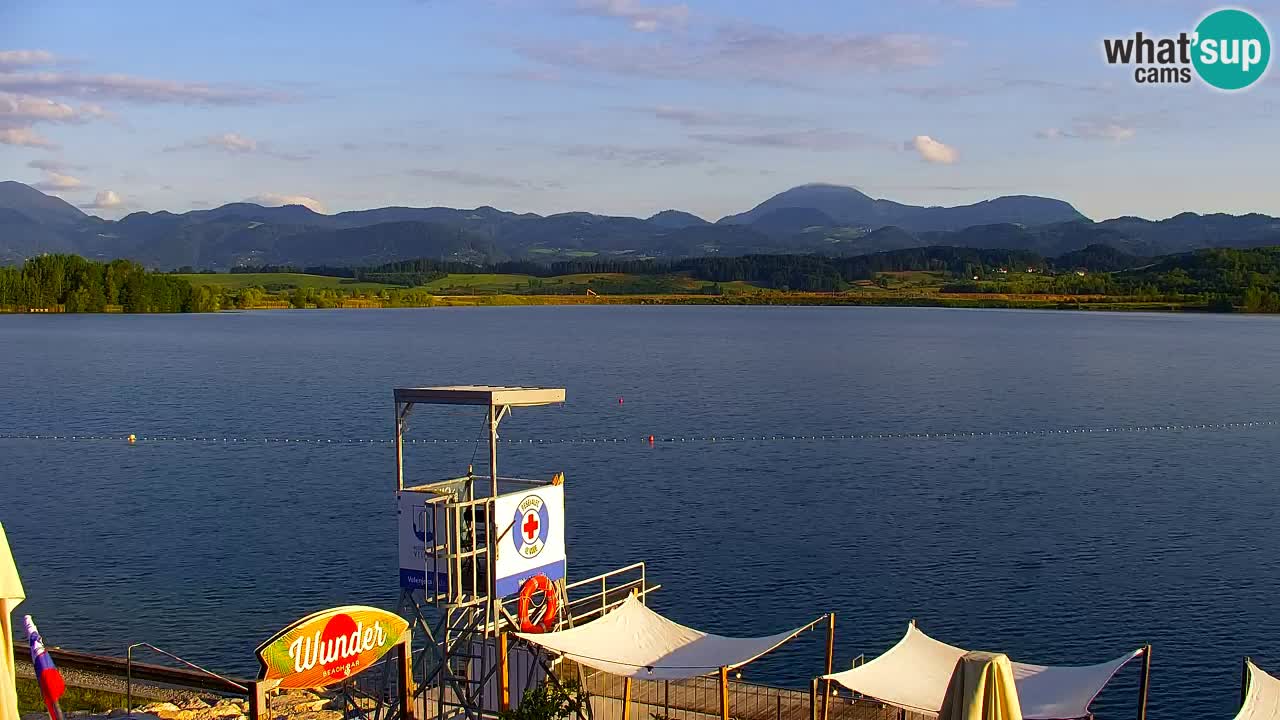 Web kamera Velenjsko jezero – Plaža Velenje uživo