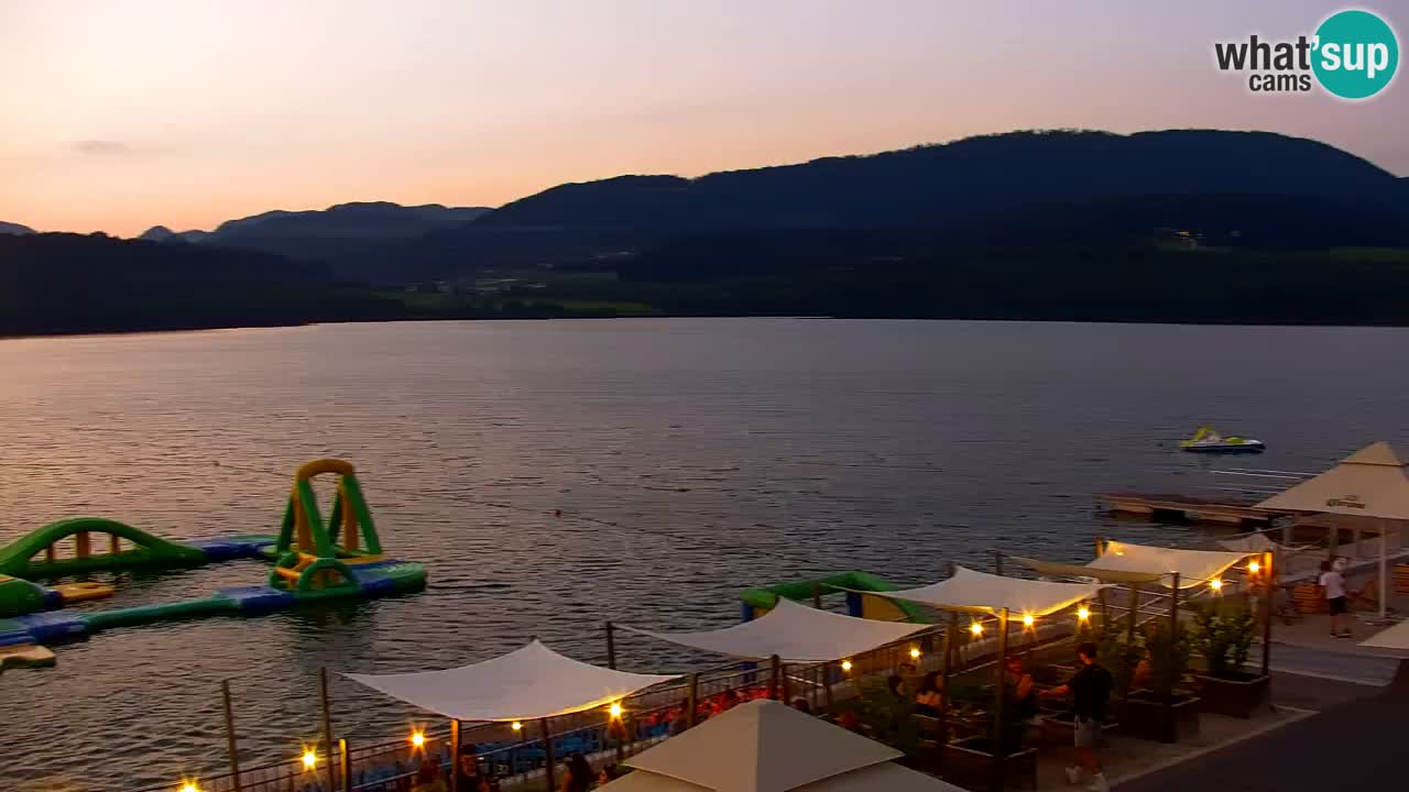 Web kamera Velenjsko jezero – Plaža Velenje uživo