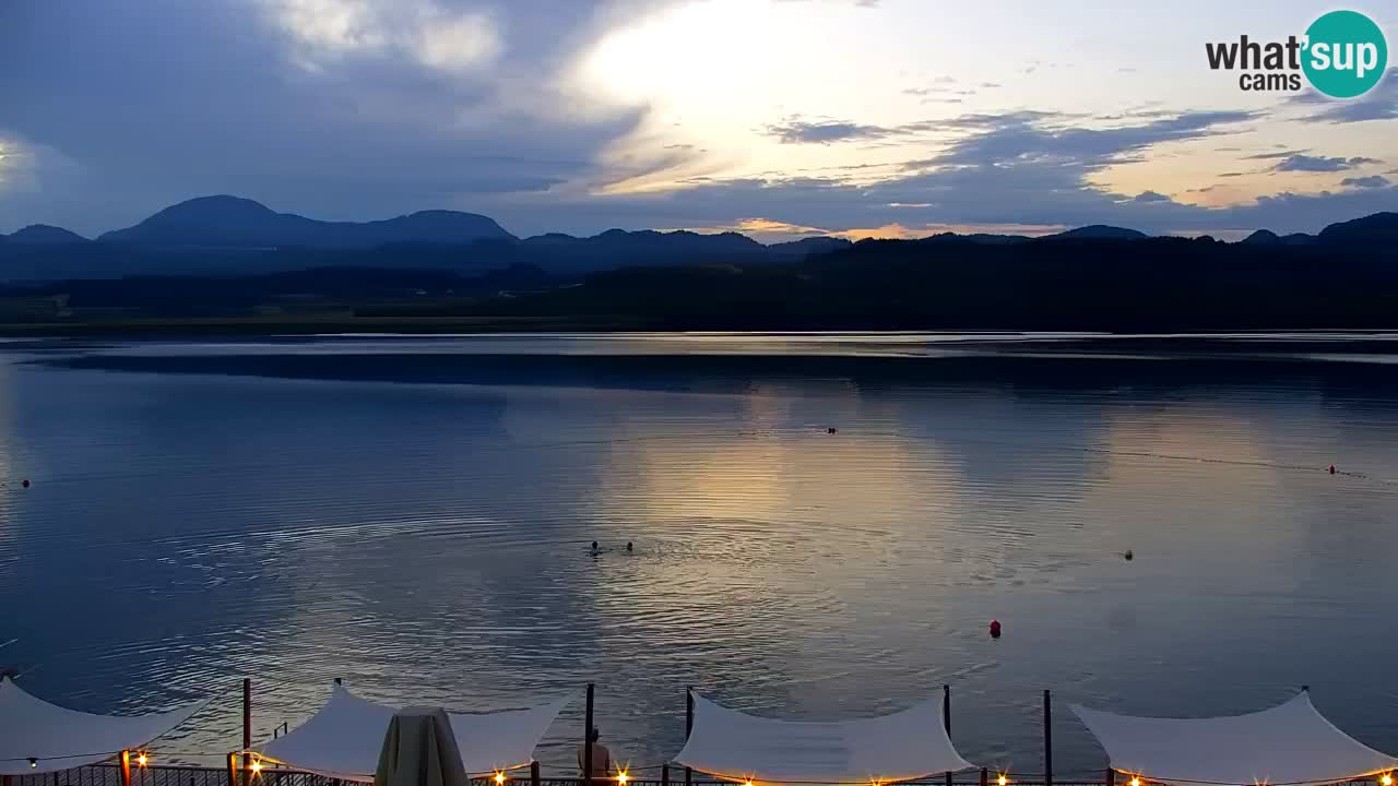 Velenje Lake Webcam – Live from Velenje Beach