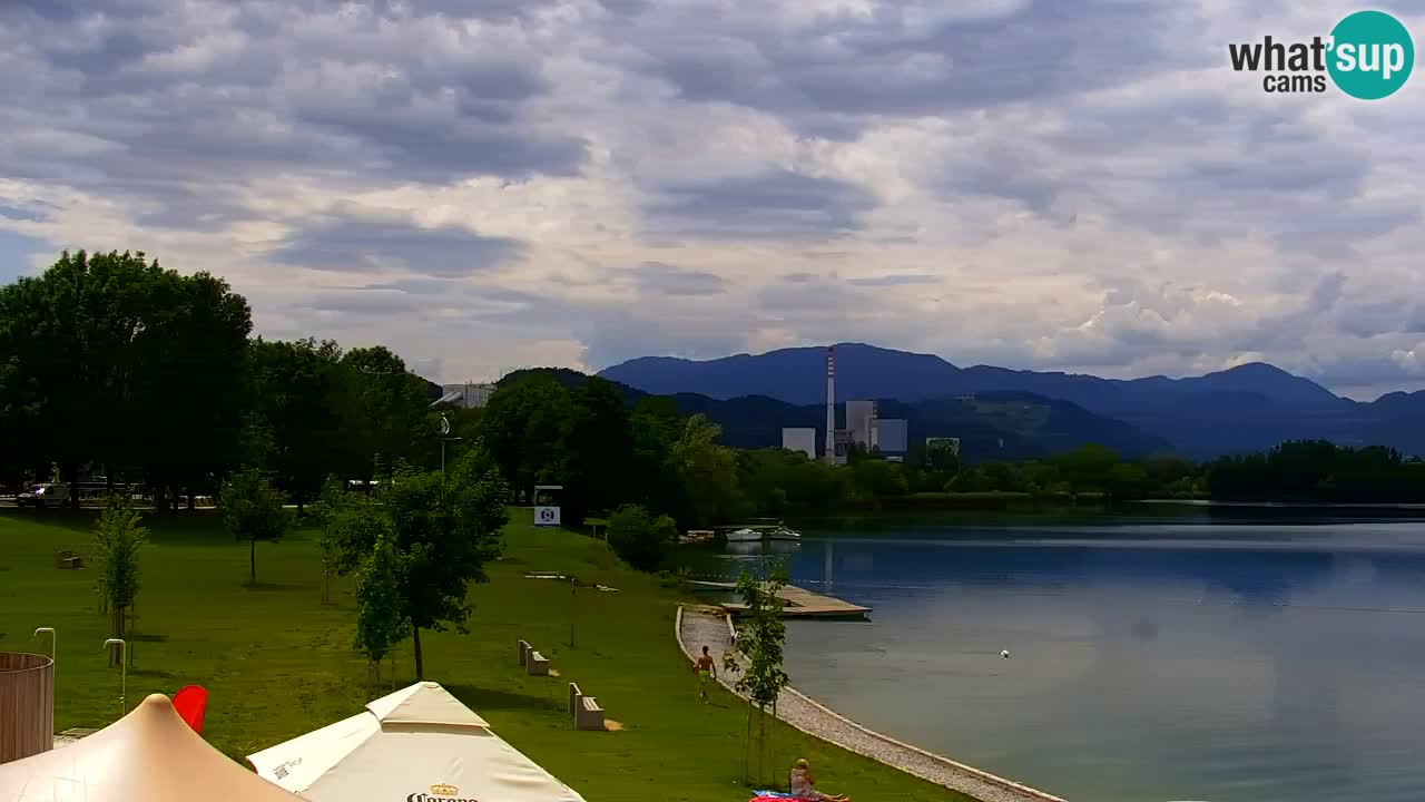 Web kamera Velenjsko jezero – Plaža Velenje uživo