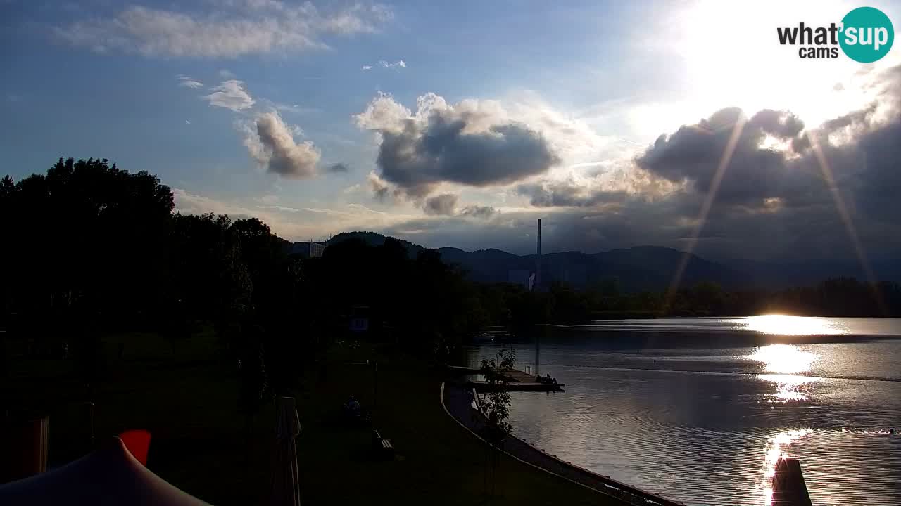 Velenje Lake Webcam – Live from Velenje Beach