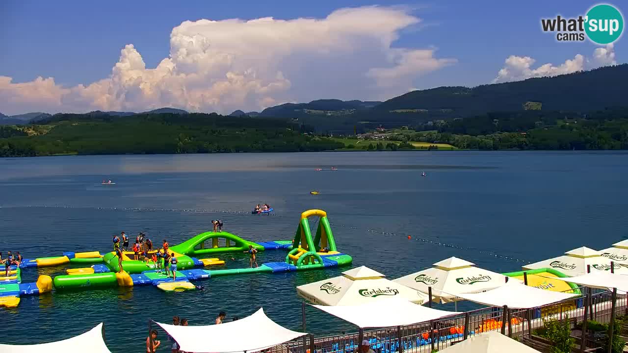 Spletna kamera Velenjsko jezero – Pogled v živo z Velenjske plaže