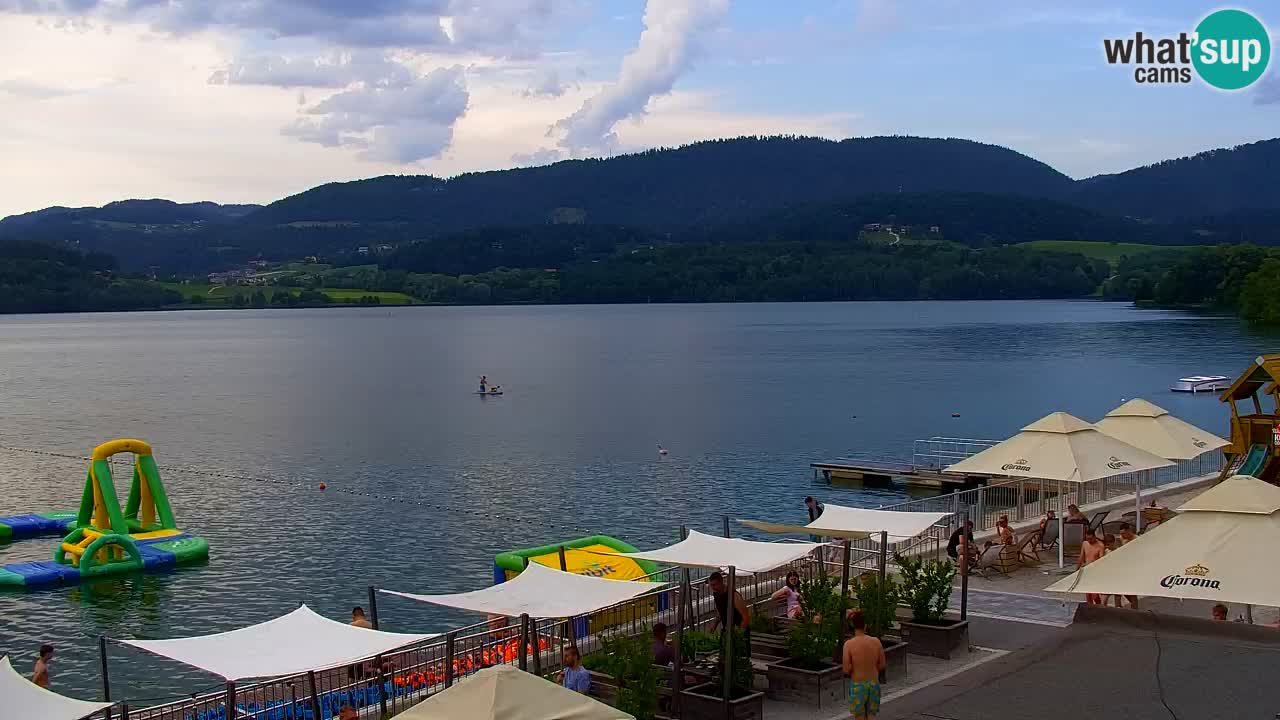 Spletna kamera Velenjsko jezero – Pogled v živo z Velenjske plaže