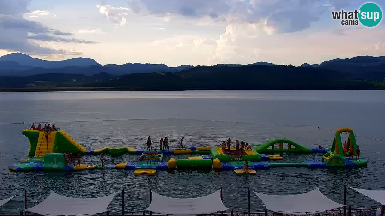 Velenje Lake Webcam – Live from Velenje Beach