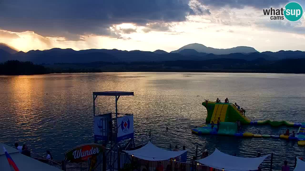 Velenje Lake Webcam – Live from Velenje Beach