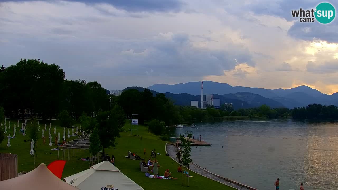 Webcam lac de Velenje – Vue en direct depuis Velenje Beach