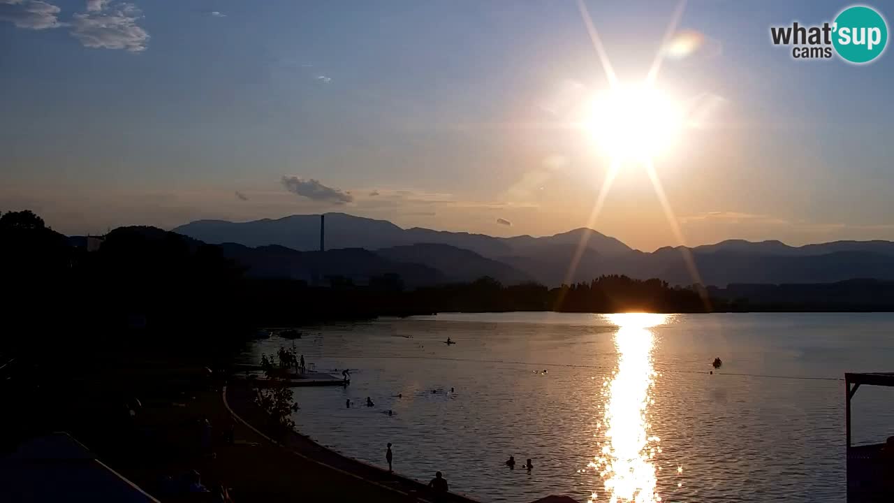 Velenje Lake Webcam – Live from Velenje Beach