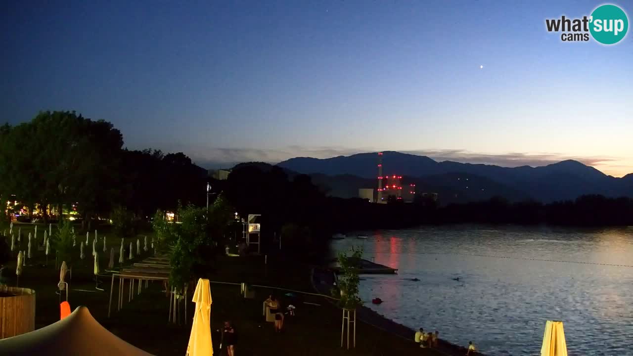 Web kamera Velenjsko jezero – Plaža Velenje uživo