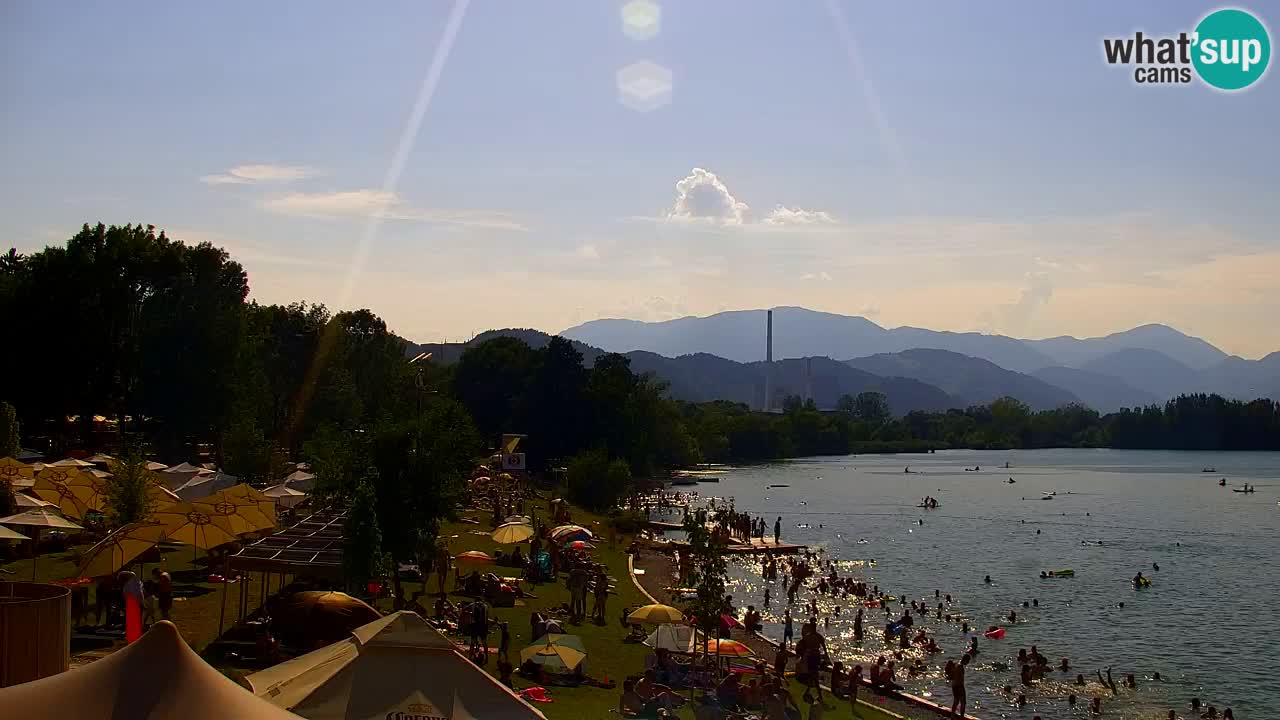 Web kamera Velenjsko jezero – Plaža Velenje uživo