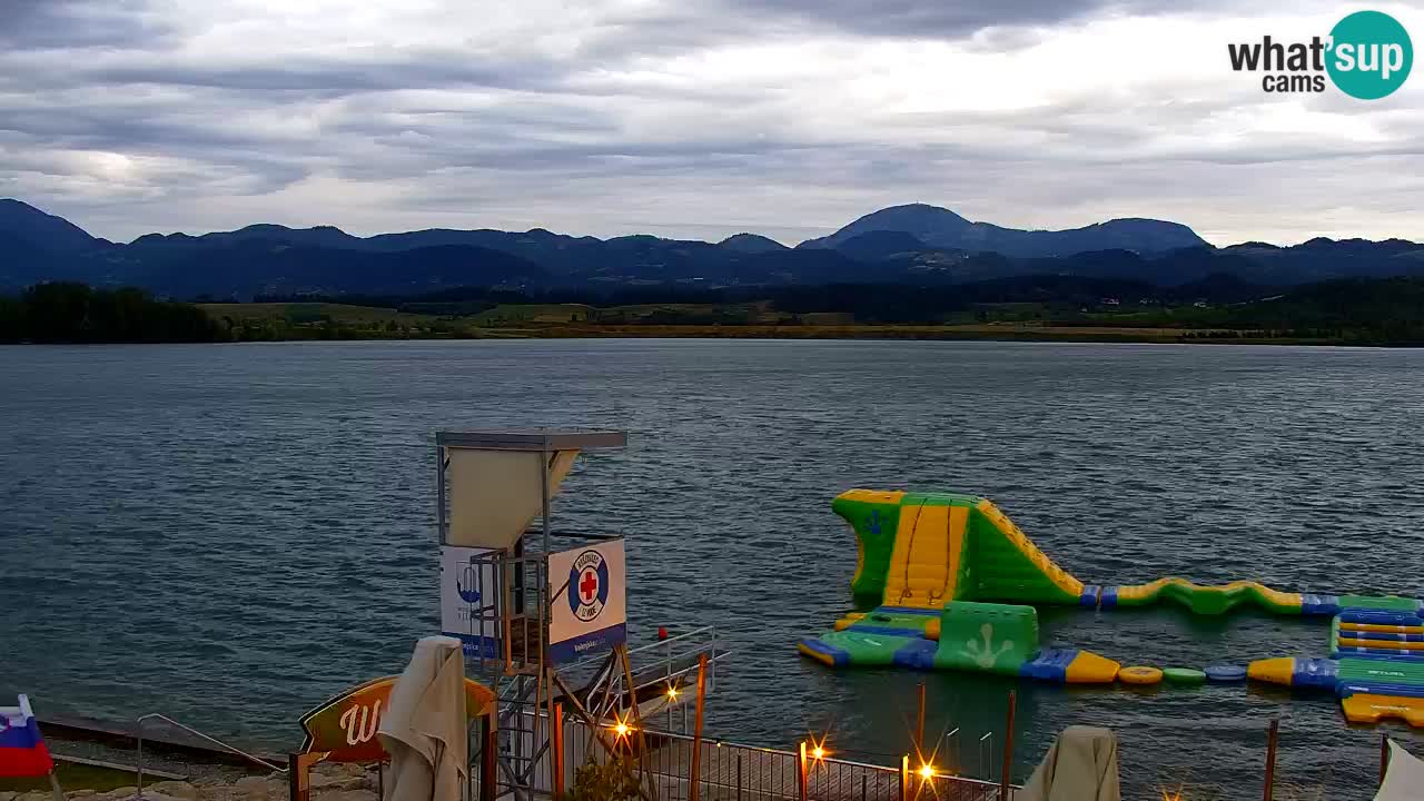 Web kamera Velenjsko jezero – Plaža Velenje uživo