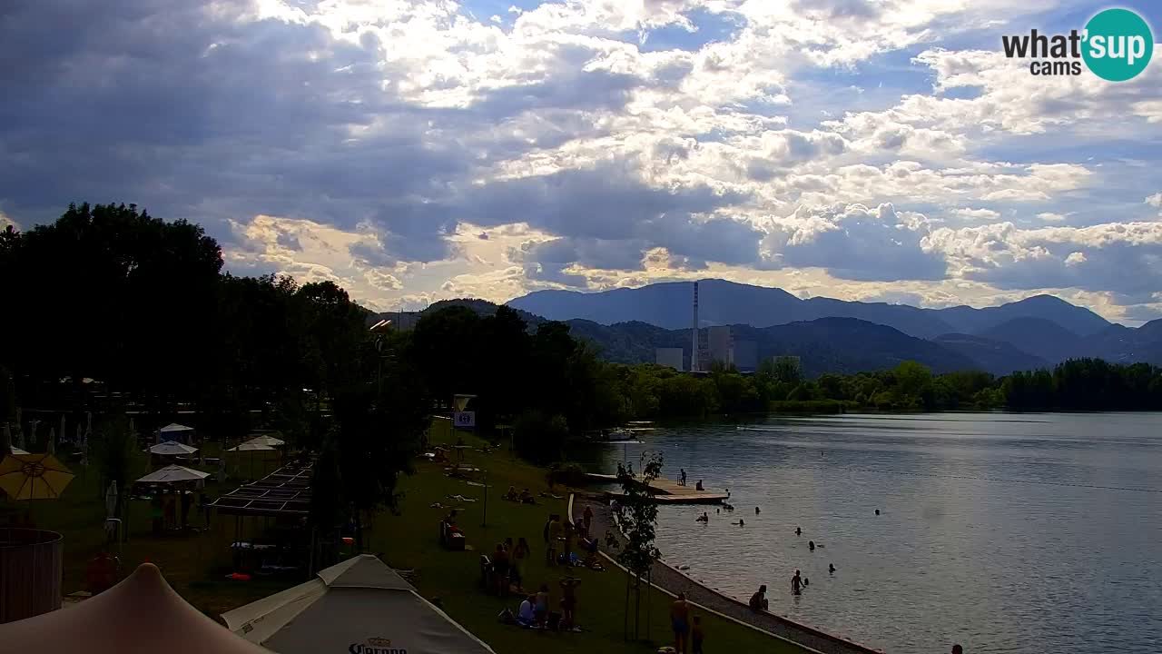 Velenje Lake Webcam – Live from Velenje Beach