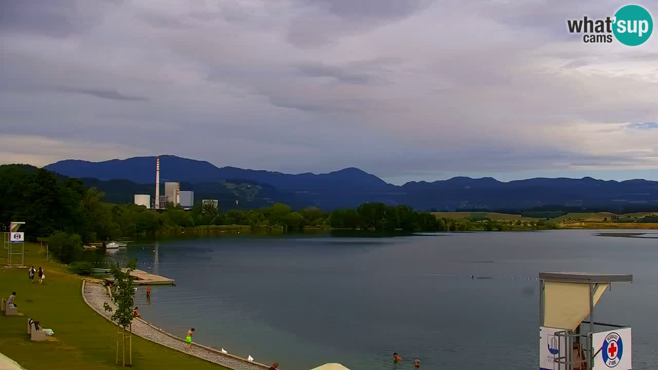 Web kamera Velenjsko jezero – Plaža Velenje uživo