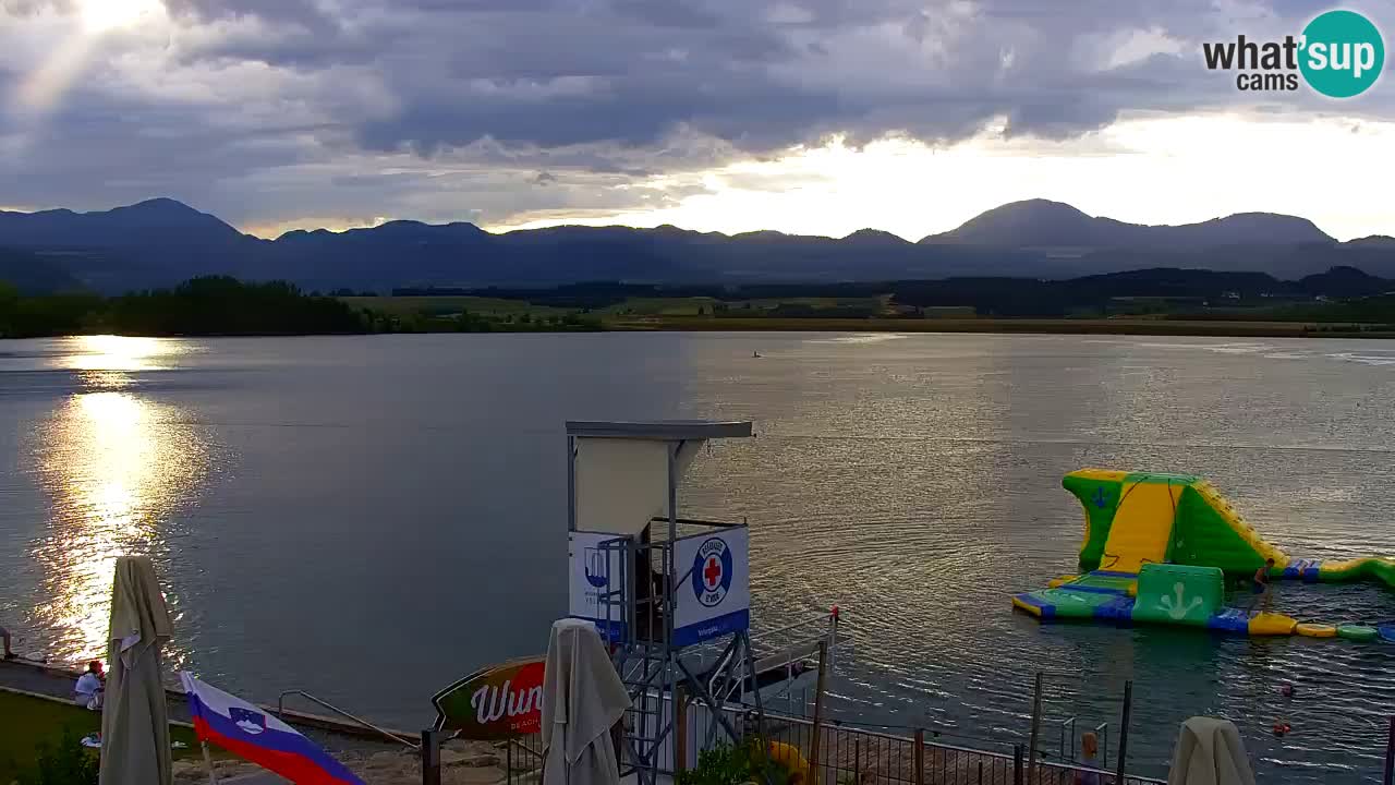 Velenje Lake Webcam – Live from Velenje Beach