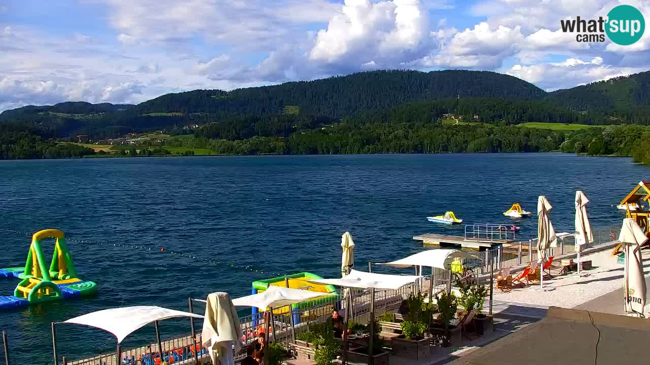 Spletna kamera Velenjsko jezero – Pogled v živo z Velenjske plaže