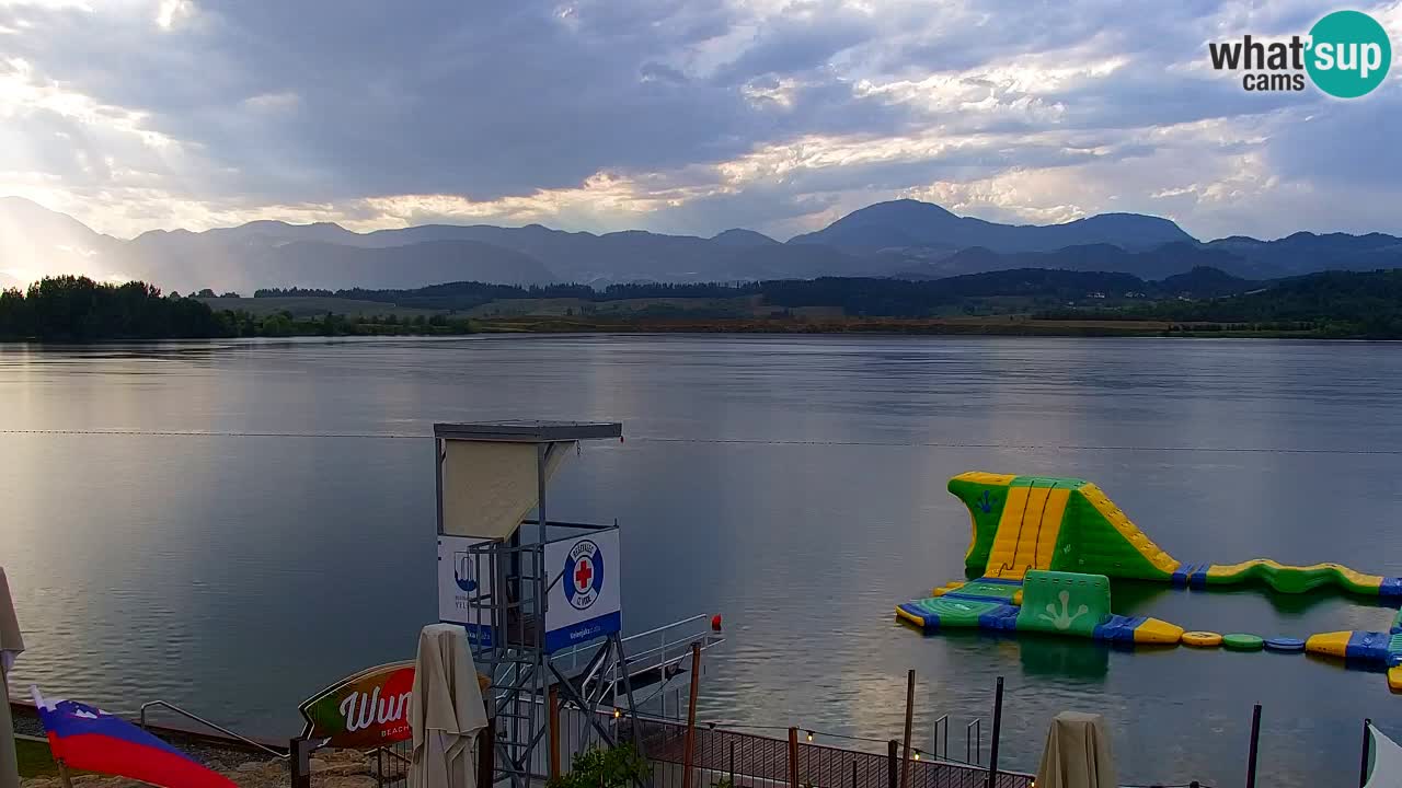 Velenje Lake Webcam – Live from Velenje Beach