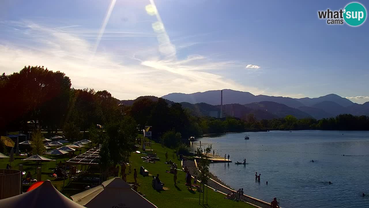 Web kamera Velenjsko jezero – Plaža Velenje uživo
