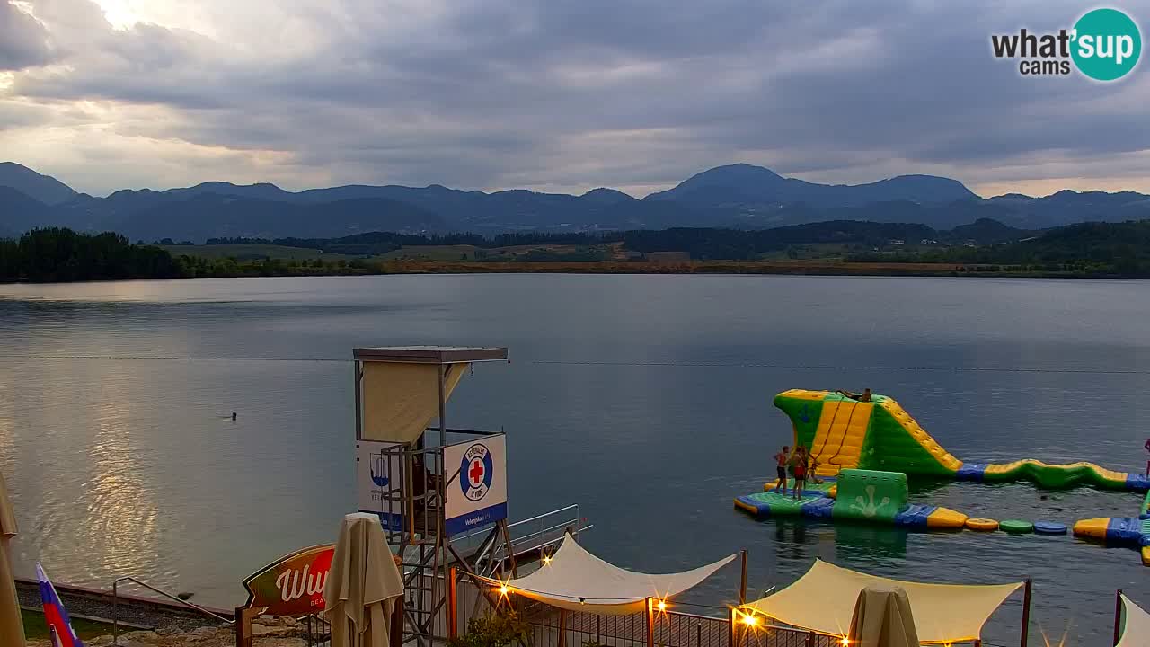 Web kamera Velenjsko jezero – Plaža Velenje uživo