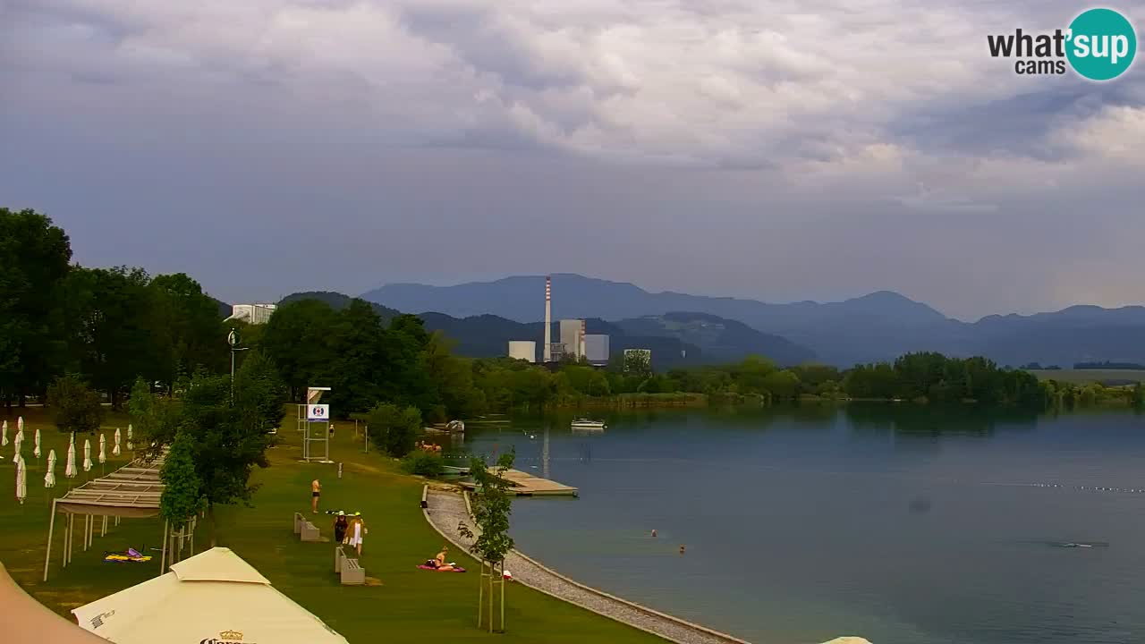 Web kamera Velenjsko jezero – Plaža Velenje uživo