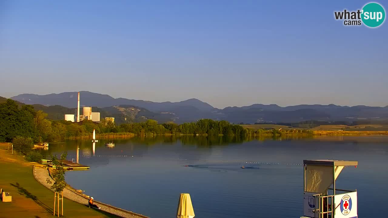 Web kamera Velenjsko jezero – Plaža Velenje uživo