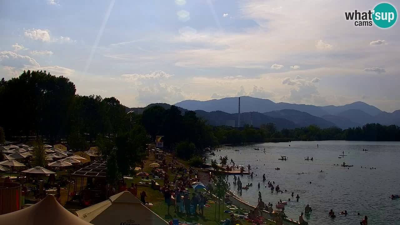 Velenje Lake Webcam – Live from Velenje Beach