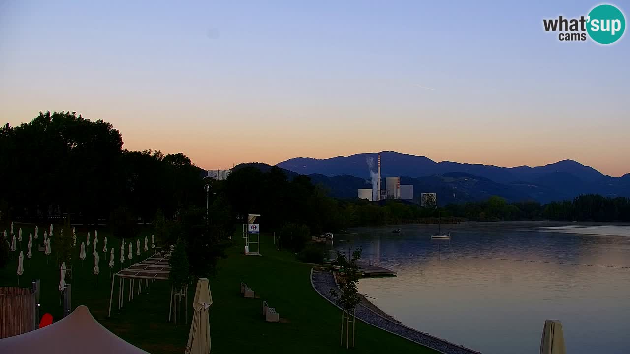 Web kamera Velenjsko jezero – Plaža Velenje uživo