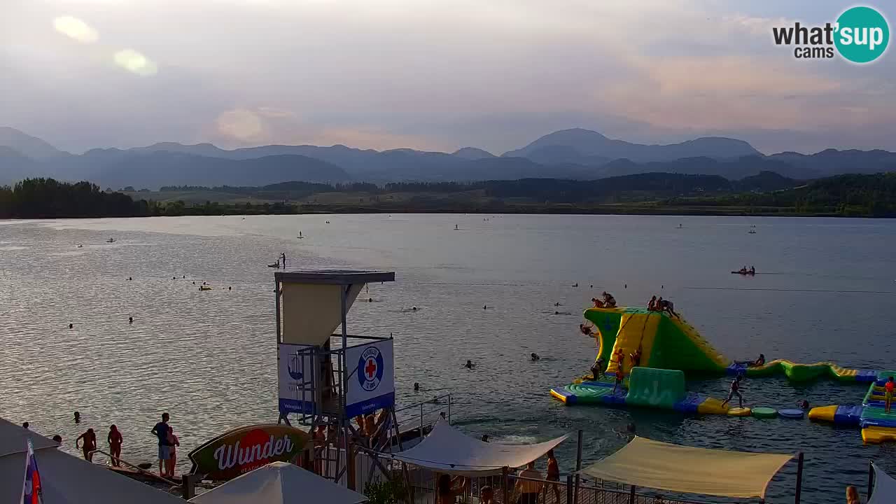 Web kamera Velenjsko jezero – Plaža Velenje uživo