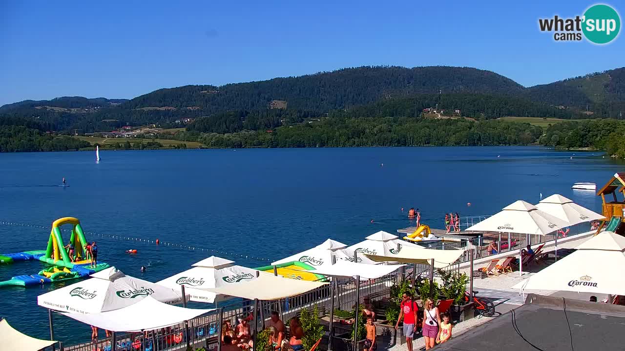 Spletna kamera Velenjsko jezero – Pogled v živo z Velenjske plaže