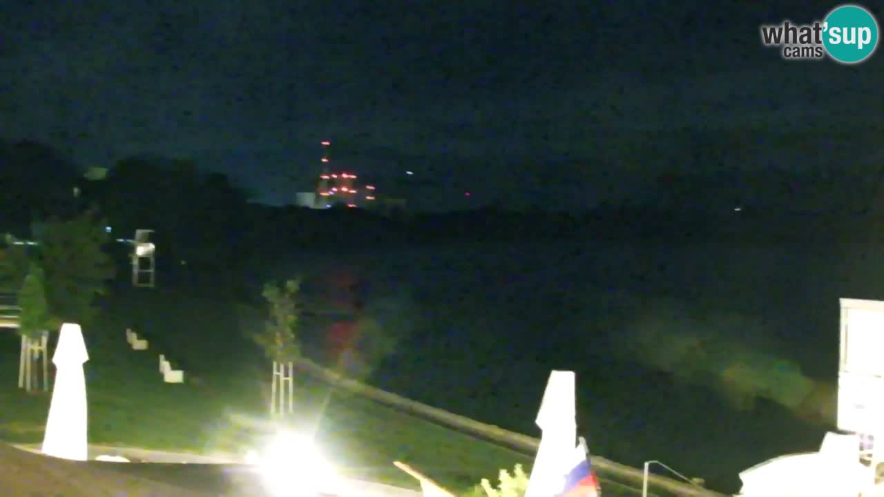 Velenje Lake Webcam – Live from Velenje Beach
