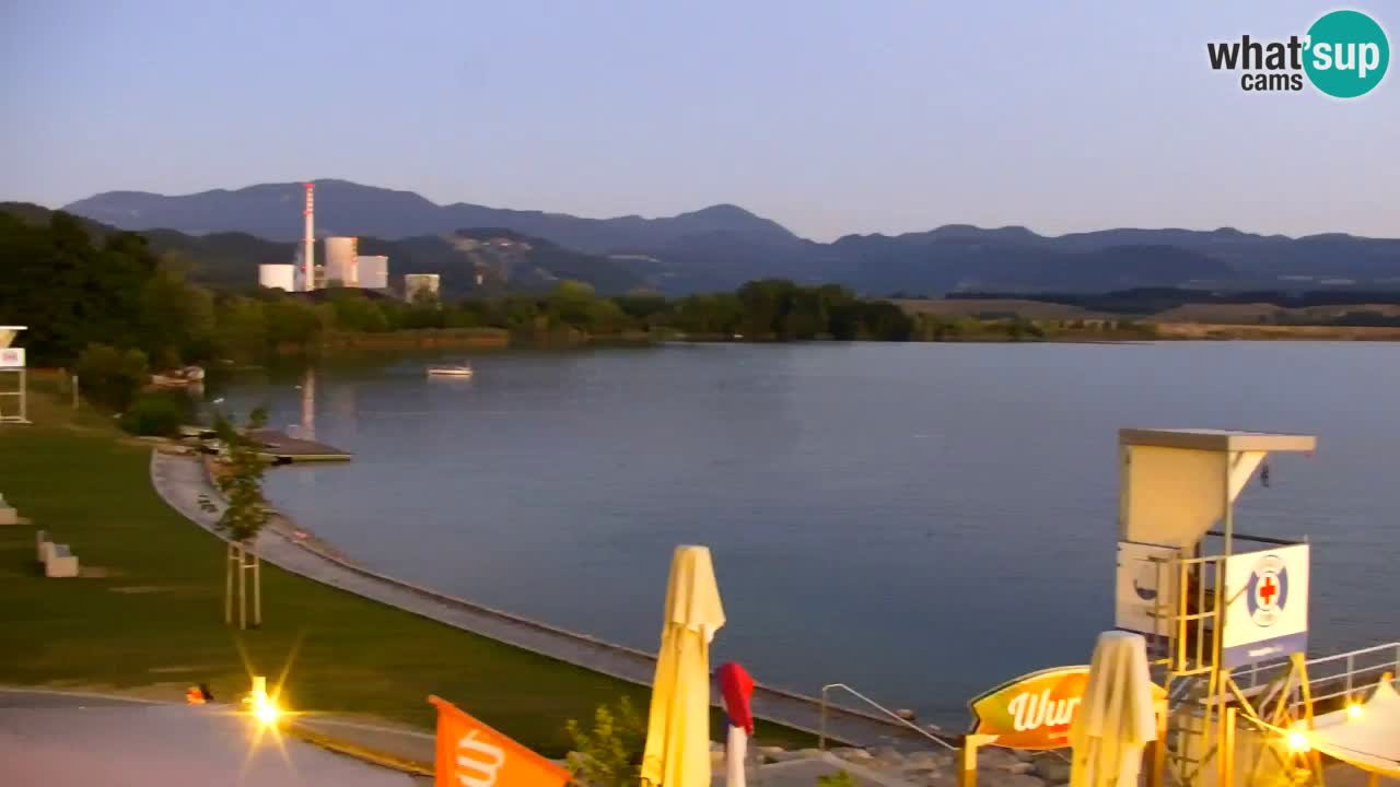 Web kamera Velenjsko jezero – Plaža Velenje uživo