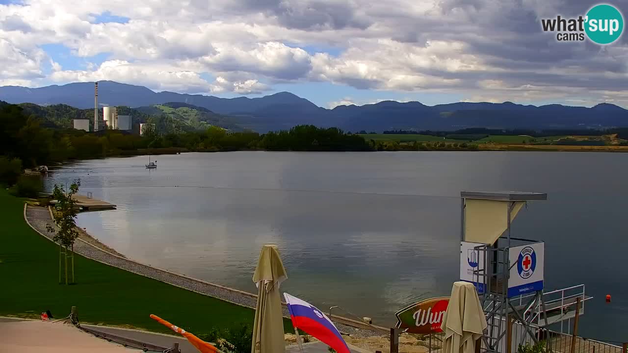 Velenje Lake Webcam – Live from Velenje Beach