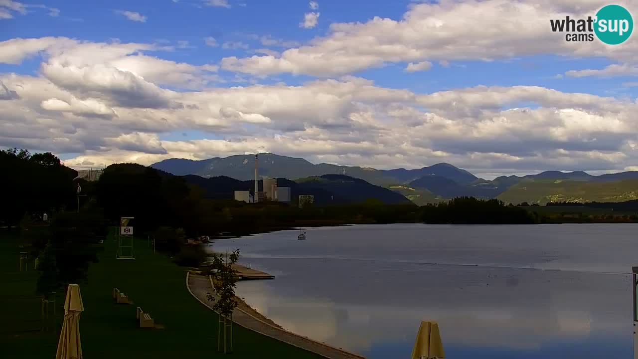 Velenje Lake Webcam – Live from Velenje Beach