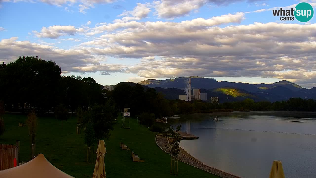 Web kamera Velenjsko jezero – Plaža Velenje uživo