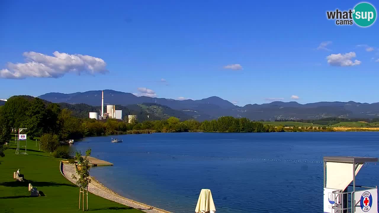 Web kamera Velenjsko jezero – Plaža Velenje uživo