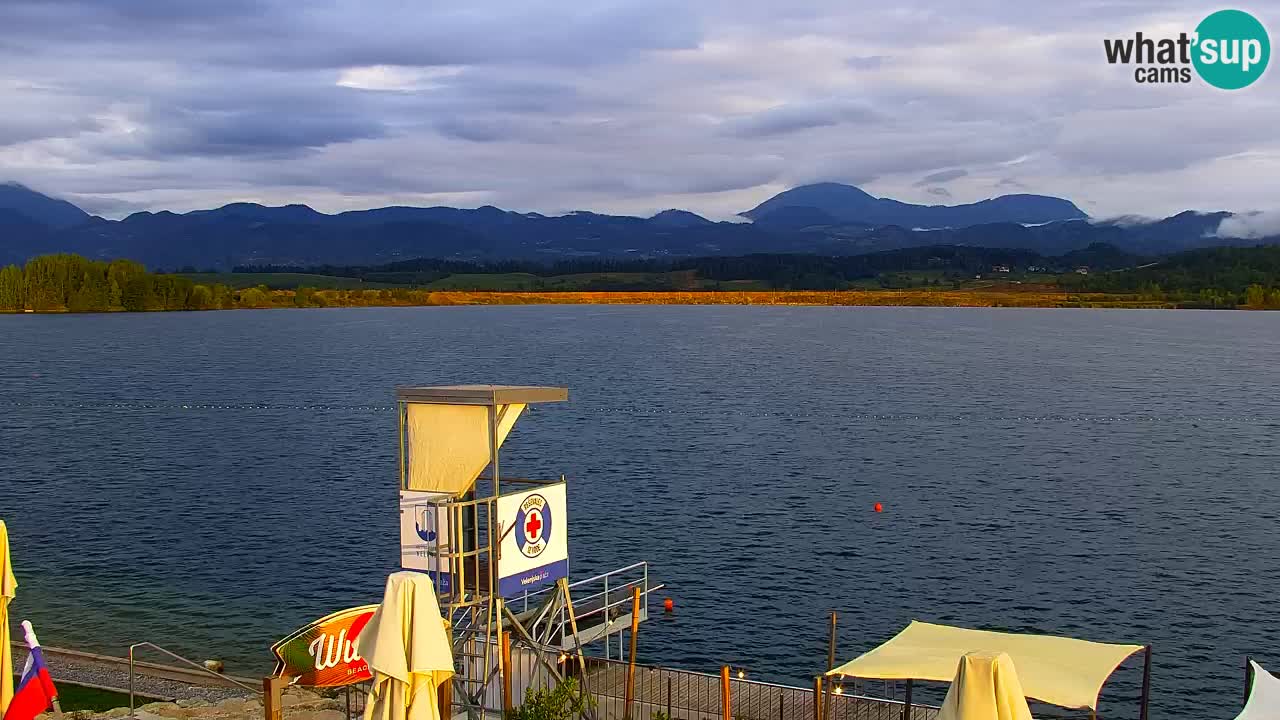 Velenje Lake Webcam – Live from Velenje Beach