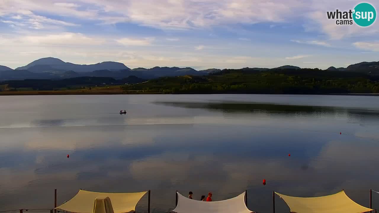 Web kamera Velenjsko jezero – Plaža Velenje uživo