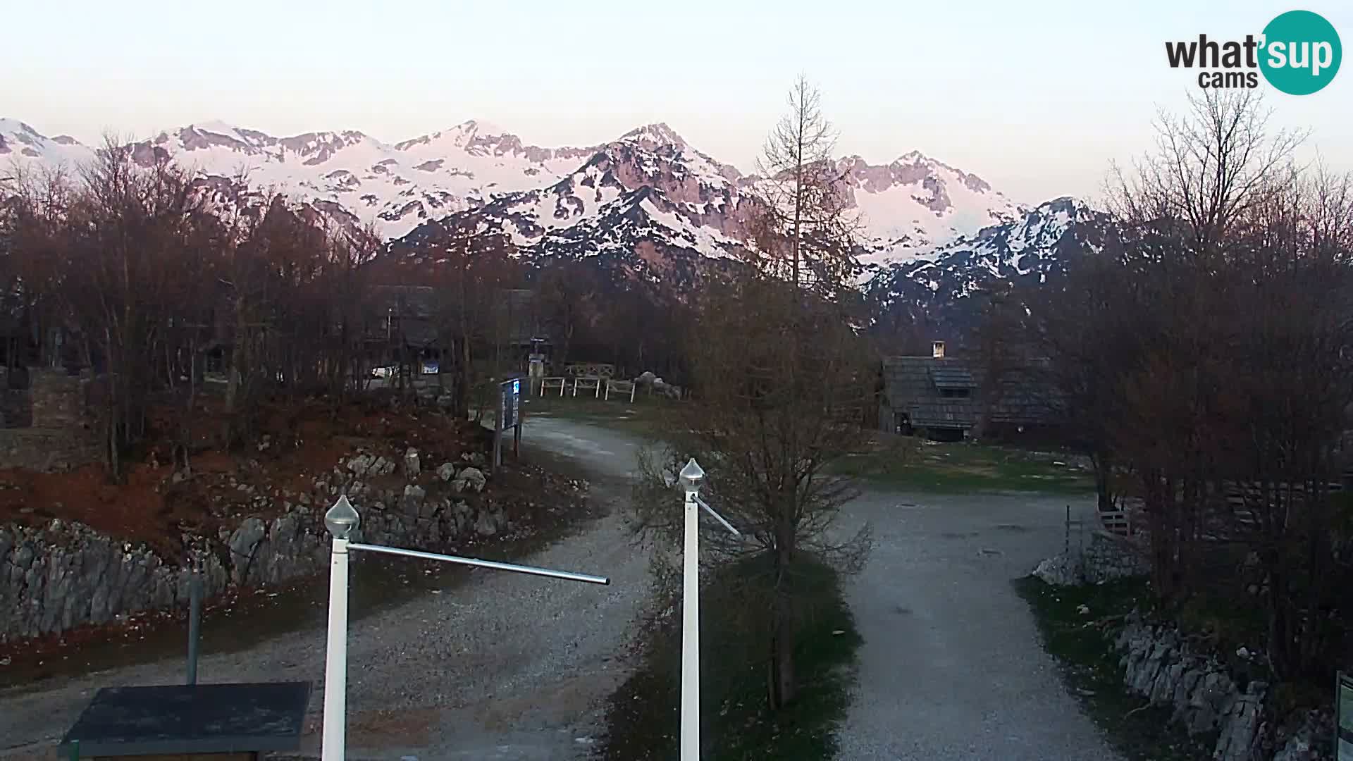 Spletna kamera Smučišče Kamera v zivo Vogel – postaja nihalke