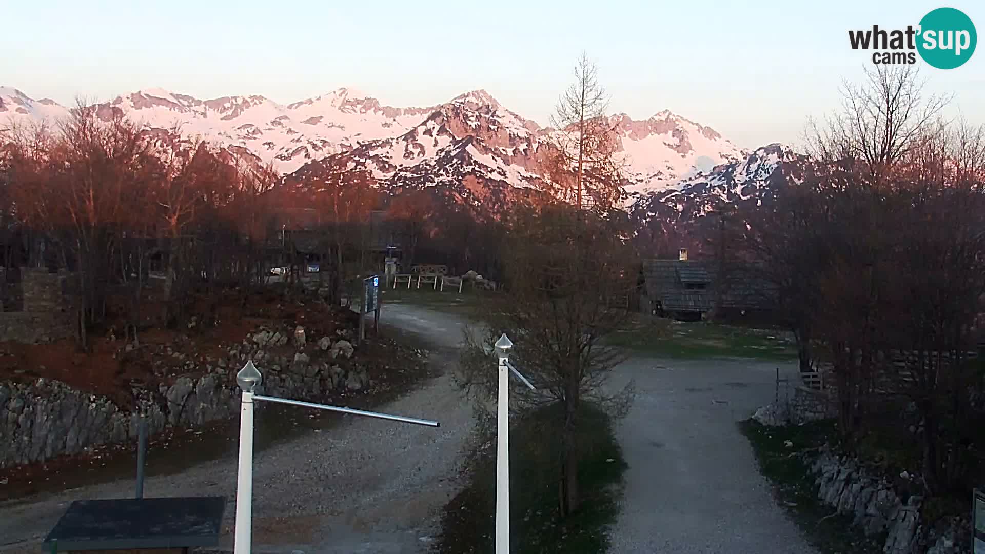 Spletna kamera Smučišče Kamera v zivo Vogel – postaja nihalke