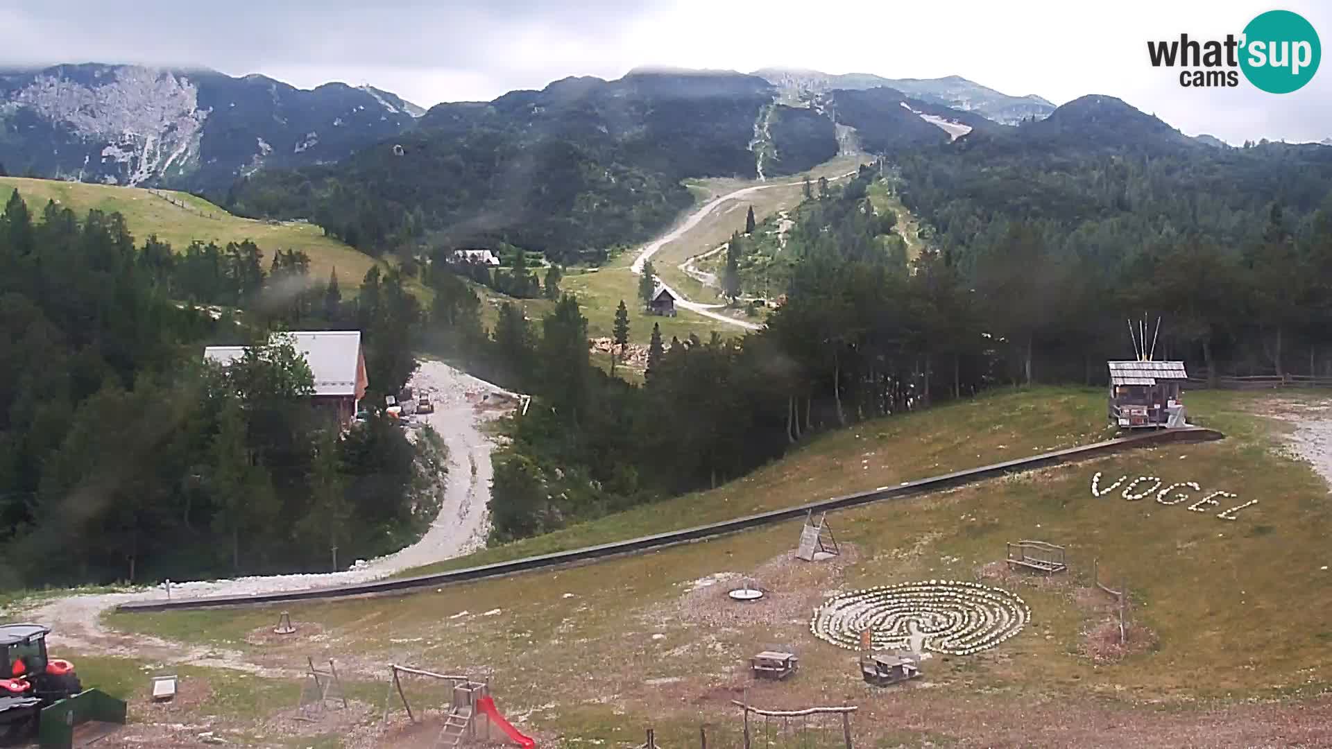 Spletna kamera Smučišče Kamera v zivo Vogel – postaja nihalke