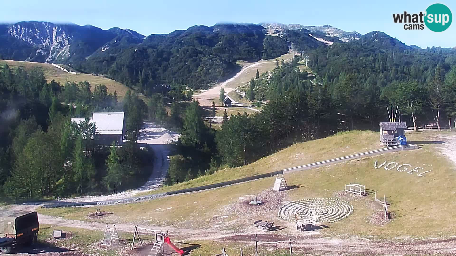Spletna kamera Smučišče Kamera v zivo Vogel – postaja nihalke