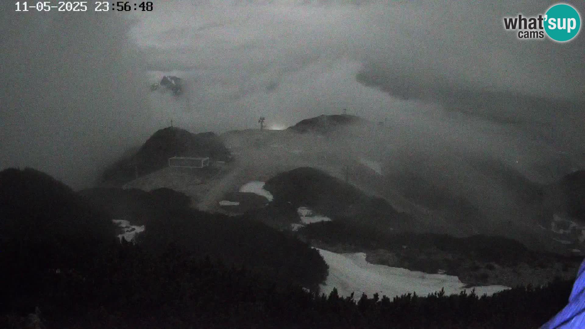Vogel Ski Resort webcam View from Orlova Glava to Triglav