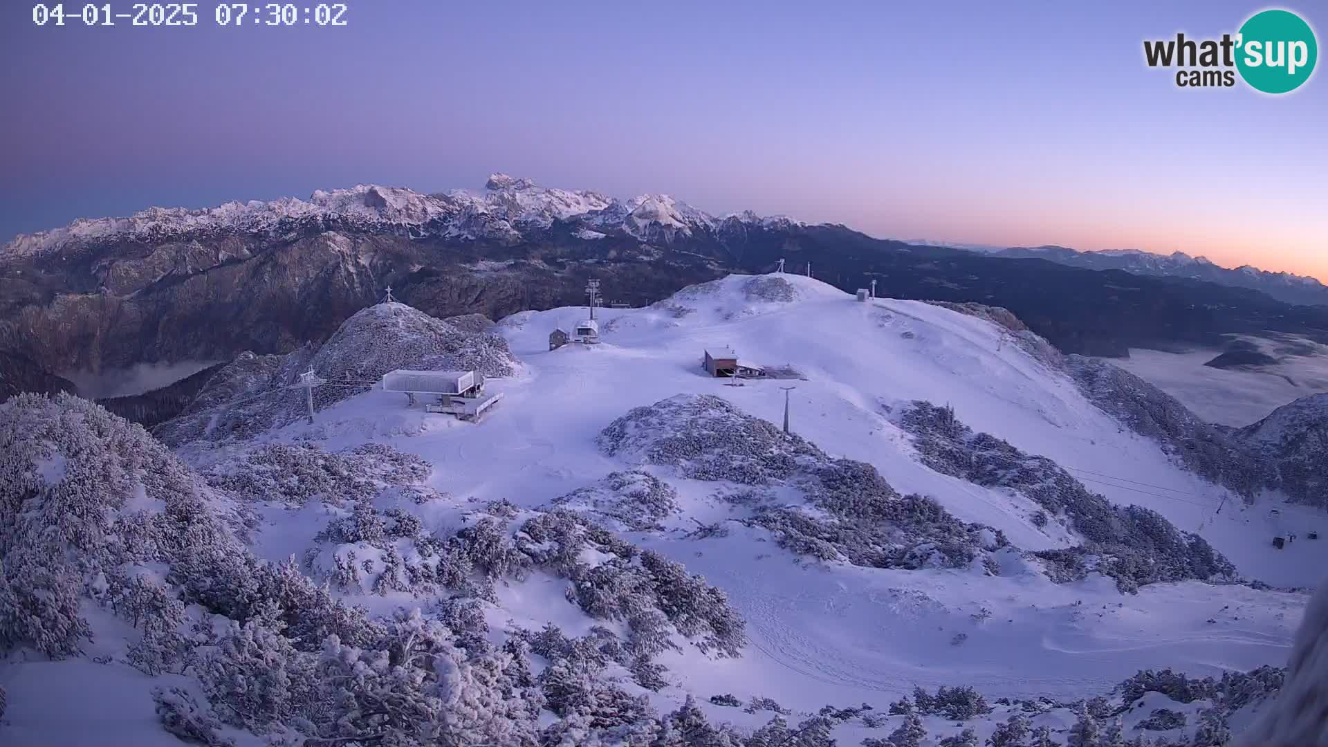 Vogel Ski Resort webcam View from Orlova Glava to Triglav