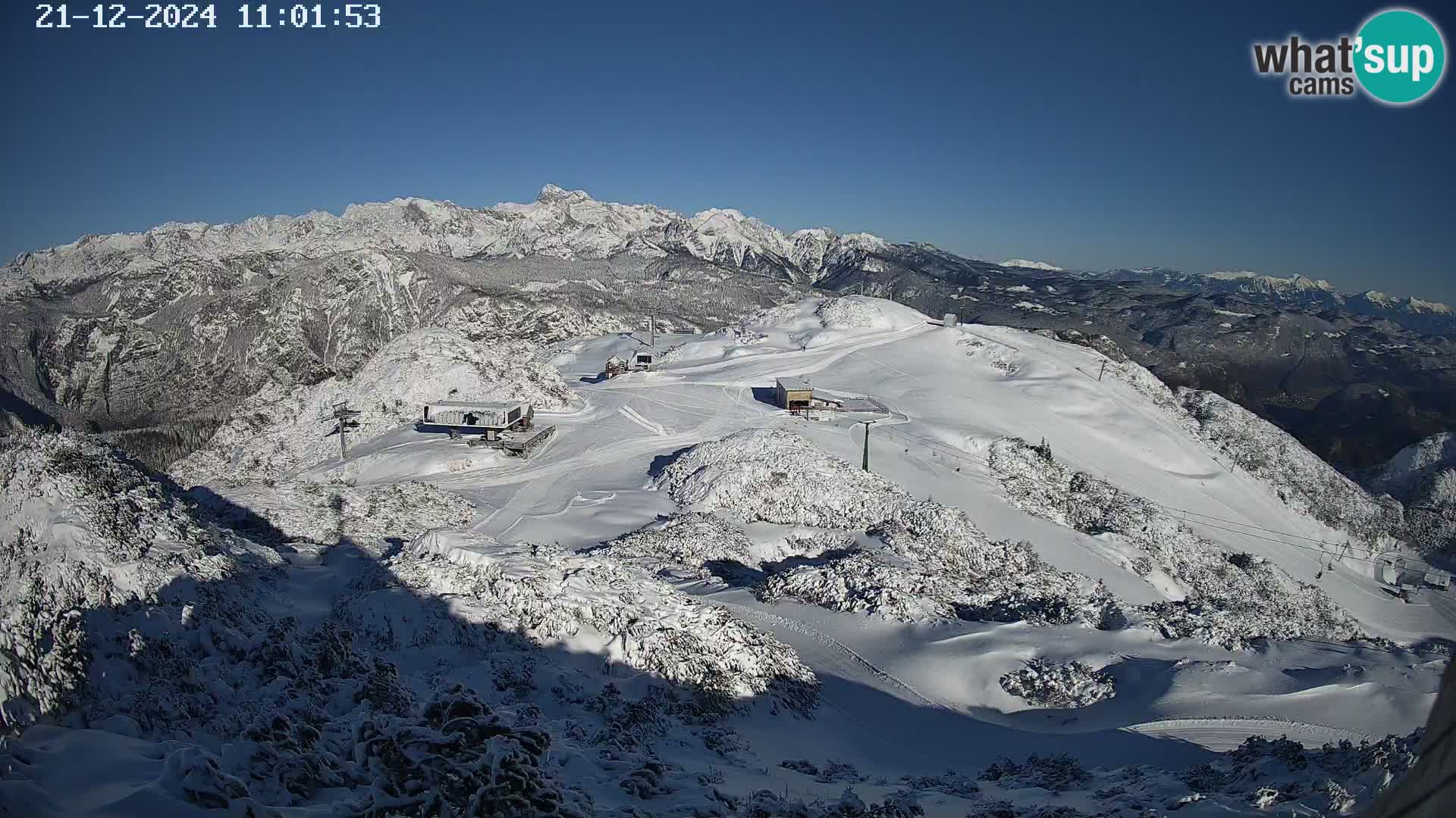 Vogel Ski Resort webcam View from Orlova Glava to Triglav