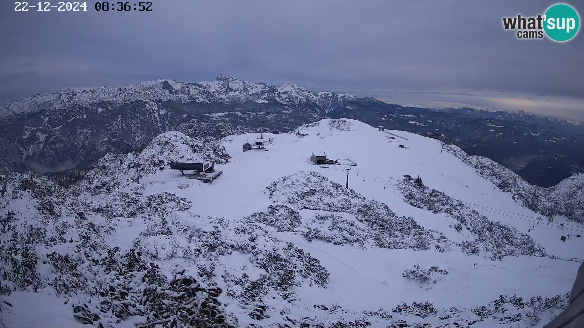 Vogel Ski Resort webcam View from Orlova Glava to Triglav