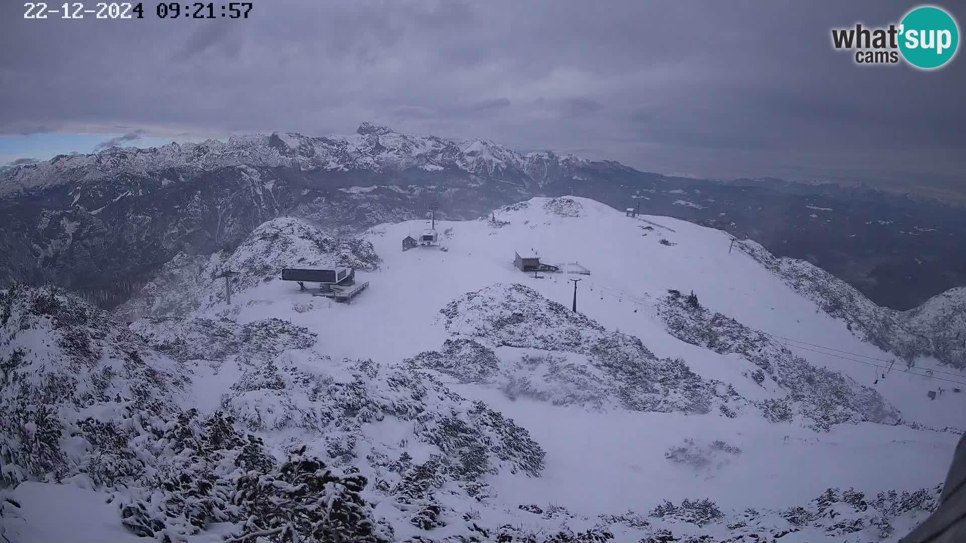 Vogel Ski Resort webcam View from Orlova Glava to Triglav