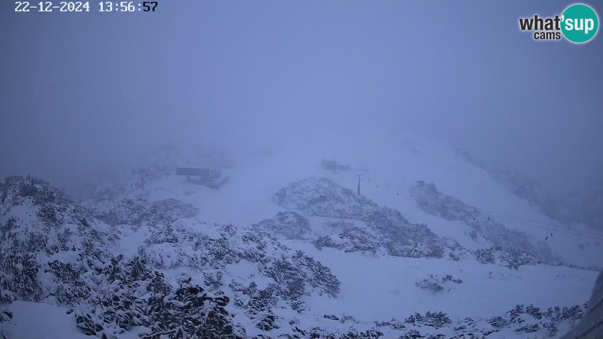 Vogel Ski Resort webcam View from Orlova Glava to Triglav