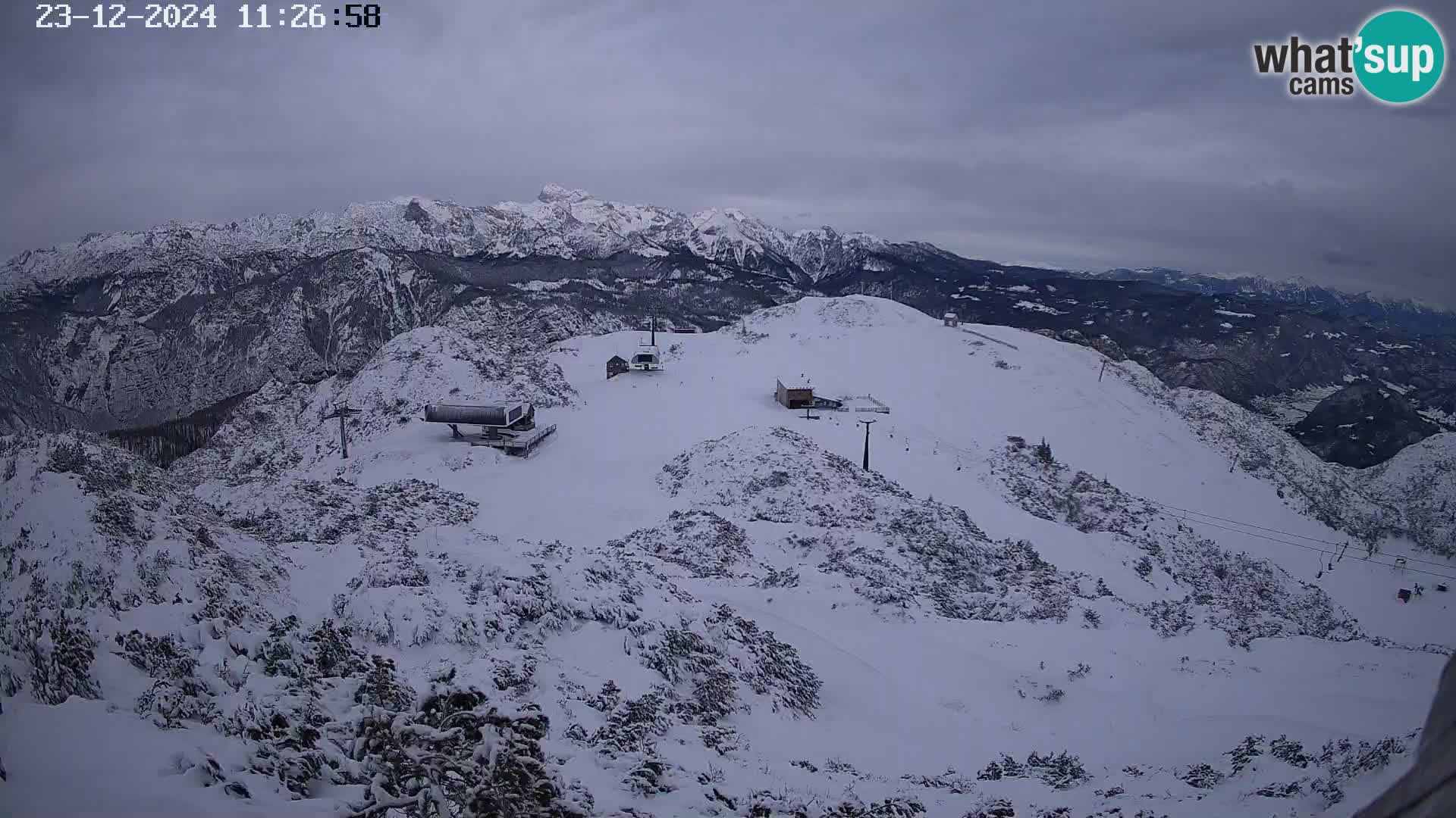 Vogel Ski Resort webcam View from Orlova Glava to Triglav